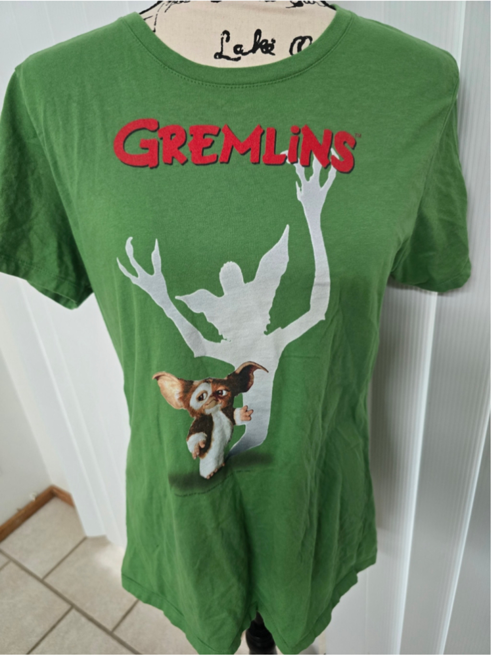 Women's Gremlins Movie Poster T Shirt Size L